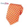 Krawat męski w kratę o długości 8 cm. Krawat owocowy