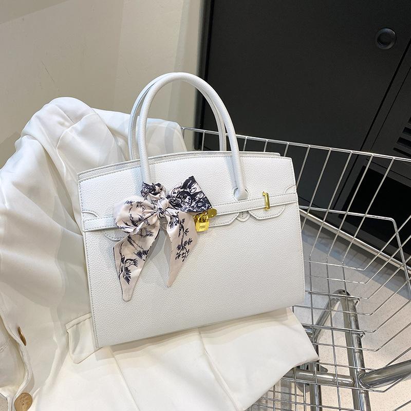 New High-end Bag, Silk Scarf Contrasting Platinum Bag, Portable Shoulder Women's Bag