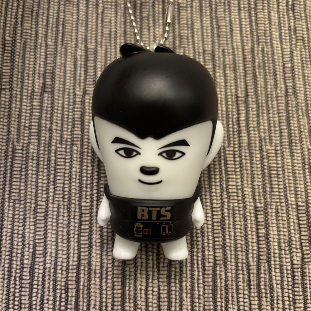 

[USED] BTS HIP MON V ...