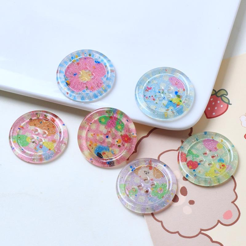 Handgemachte Harz-Cartoon-Eiscreme-Kleber-Ornamente für Kleidung und Taschen