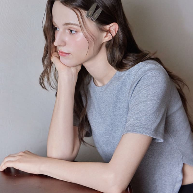 AUTH. Metal Logo Hairpin (Silver)