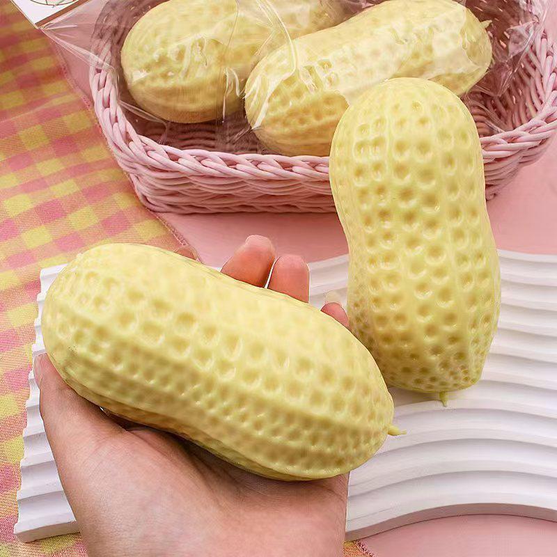 Peanut Stress Ball Crunchy Squeeze Bal Squishy Toy Simulated Peanut Squeeze Stress Relief Buttery-Soft Feel Asmr Sensory Adults