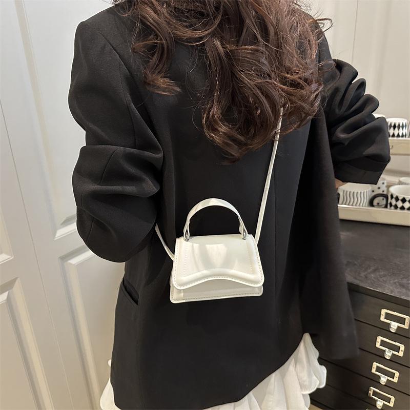 Retro Solid Color Quilted Shoulder Bag New Fashion Simple Handbag Trendy Ladies Crossbody Purse
