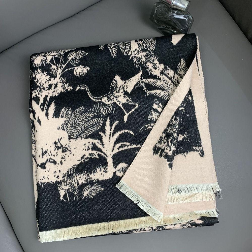 Large Imitation Cashmere Shawl Bohemia Winter Tassel Scarves Ethnic Style Scarf  Travel Vacation