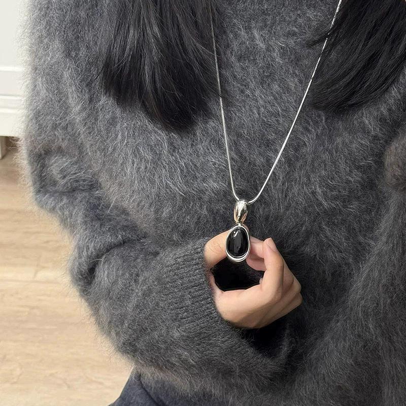 Mori Acorn-Style Ethnic Necklace: Handmade Woven Cotton & Linen Unisex Apparel Accessory