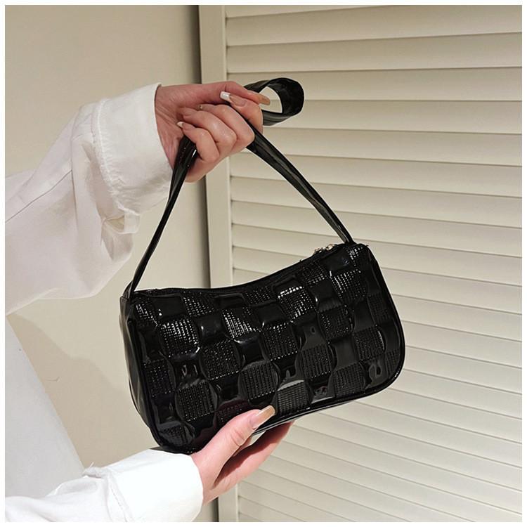Chic New 2023 Urban Simple Pu Underarm Bag Ideal For Daily Use