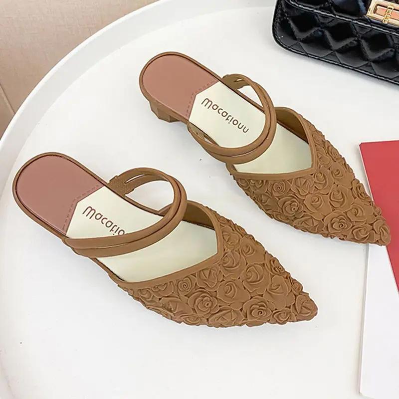 Fashion Outside Pointed Toe Women's Slippers and Ladies Sandals 2025 Trend Chic Elegant Slides Clappers High Quality Top Designs Shoes