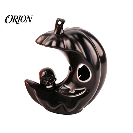Halloween Pumpkin Skull Decoration LED Light-Up Moon Figurine, Spooky Face Crescent Atmosphere Props for Secret Room Night Light Home Desktop
