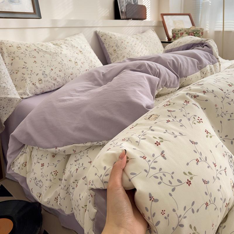 

Комплект из четырех предметов из трикотажного хлопка класса А для матери и ребенка, двухслойная пряжа, простой цветочный, простыня, пододеяльник, общежитие, комплект из 3 предметов, фабрика 1.5 bed sheet 4pc quilt 150x200 CM