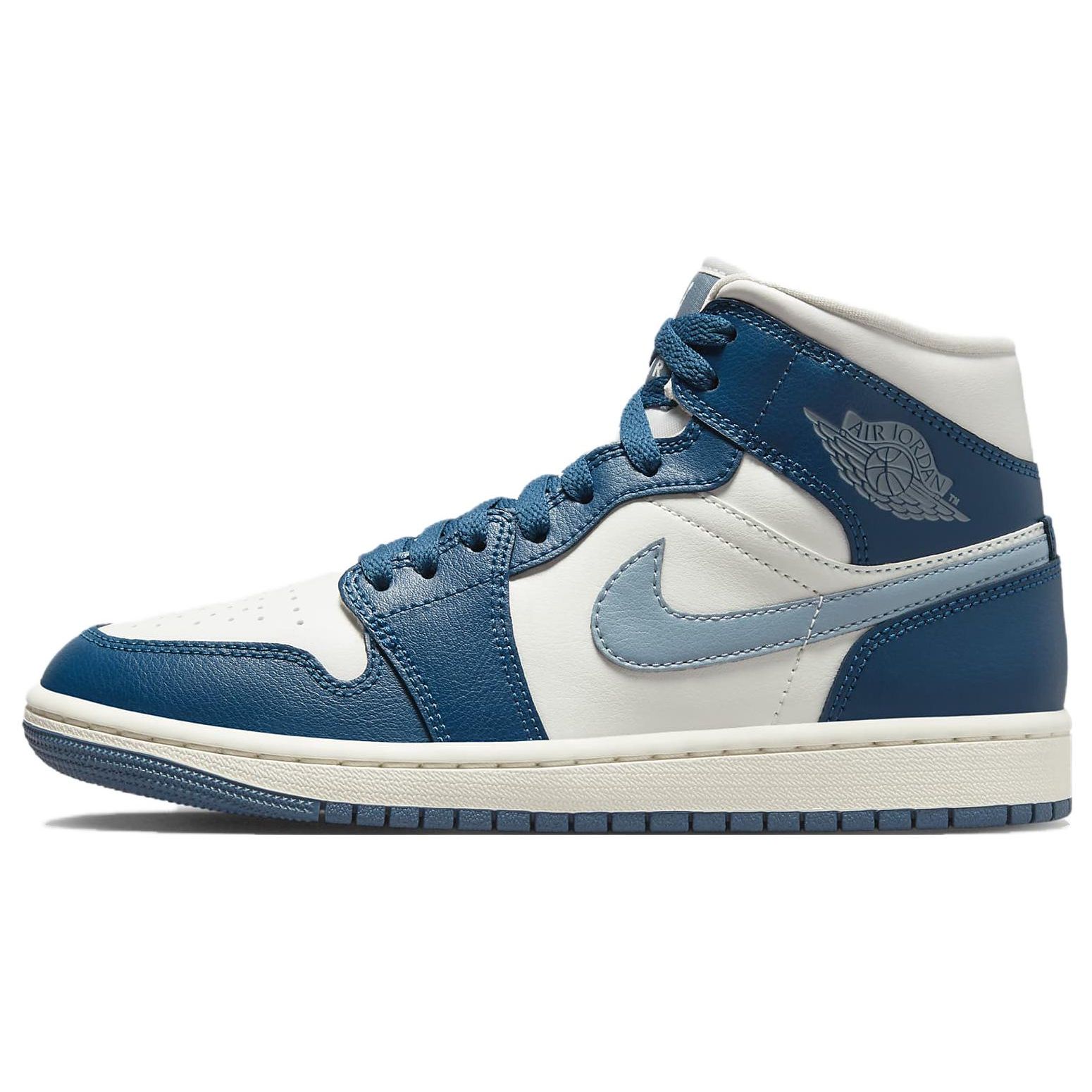

Жіночі кросівки Air Jordan 1 Mid Sky J French Blue Sail Ozone-Blue BQ6472-414 35.5