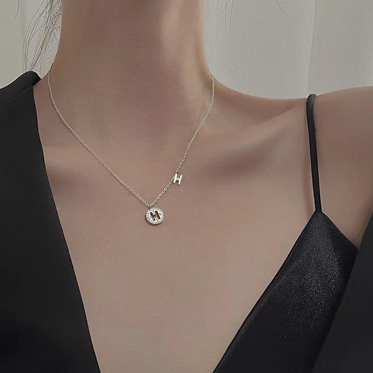 Trendy French Minimalist H Pendant Choker Necklace for Women