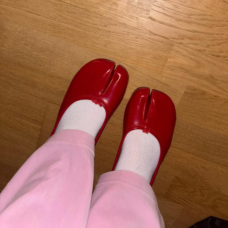 Fashion IPPEUM Women Ballets Flats Split Toe Mary Janes Black Plus Size 44 Dress Loafers Shoes Dropshipping Balerinas De Mujer