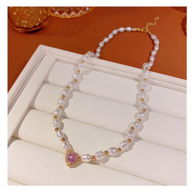Pearl pink diamond zircon heart necklace - unique design, trending online, lightweight luxury clavicle chain