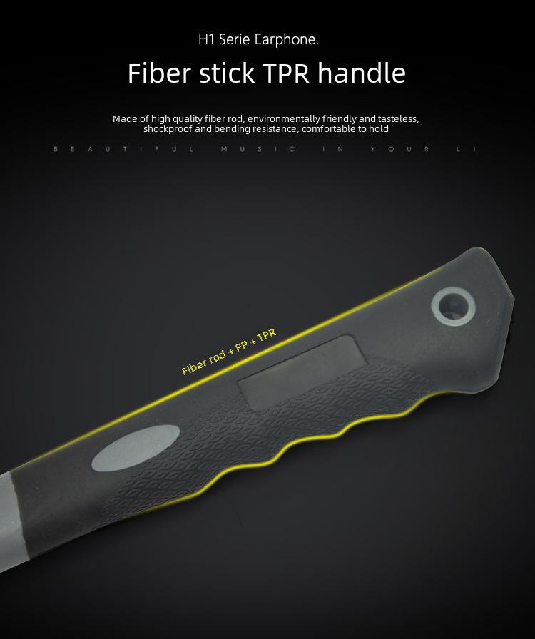 Multifunctional Outdoor Hammer: High-Carbon Steel Camping Tool with Ground Nail Puller