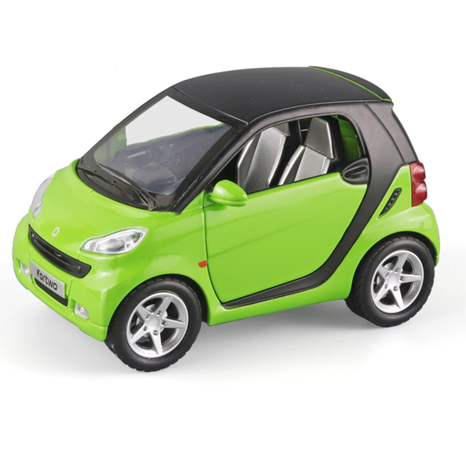 

1/24 Сплавная машина Smart Fortwo Металлическая литая игрушка Модель-симулятор автомобиля Транспортные средства Коллекционное украшение Детские машины Игрушки Рождественские подарки зелёный