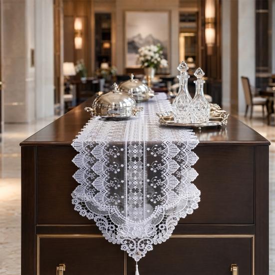 White Lace Table Runner, Vintage Floral Lace Table Runner, Rustic Boho Table Runner for Dining Table Wedding Bridal Shower Baby Shower Party