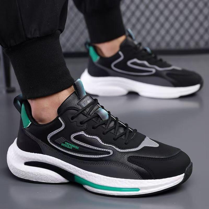 Vår nya herrskor i mesh, avslappnade sportskor, moderiktiga, mångsidiga, bekväma, andningsbara herrskor, läderskor