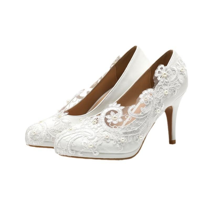 White lace high heels waterproof table round head shallow mouth single shoes wedding shoes large size handmade pearl wedding shoes direct sales