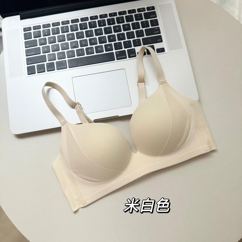 No steel ring, small chest, big bra, smooth surface, no traces, simple underwear for women, comfortable gathering, anti-sagging new breasts