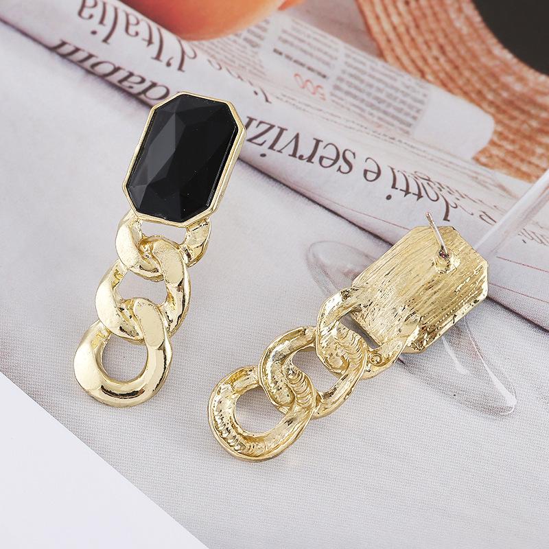 Retro Geometric Stud Earrings - High-End, Simple, Versatile Decorative Accessories for Women