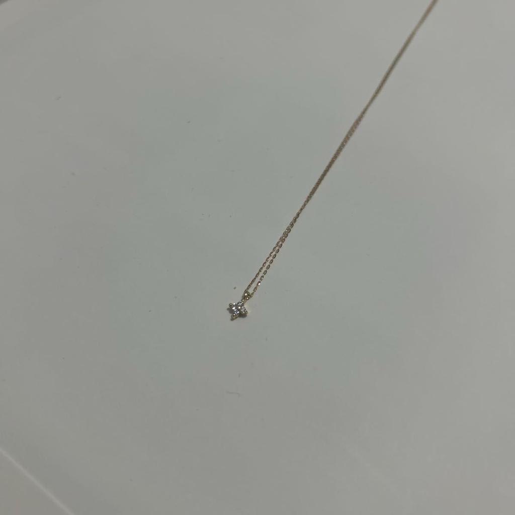 Used ete K18YG layer diamond necklace