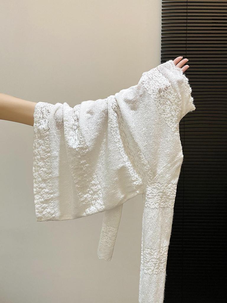 Gradient Lace High-Neck Long Sleeve Top - Chic Autumn/Winter Layering Cover-up