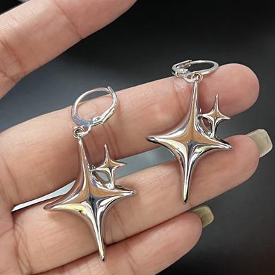 Brincos simples de estrela prateada para mulheres, brincos de argola em forma de coração, pedra opala, punk, Y2K, joias fofas para uso diário, presentes para festas