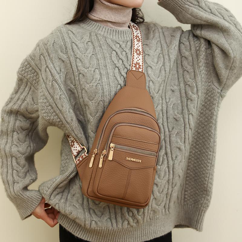 Měkká kožená náprsní taška Dámská crossbody taška Barevná taška přes rameno Sportovní taška přes rameno Dámská náprsní taška