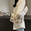 Fashion letter canvas small bag women 2025 new casual fashion messenger mobile phone bag going out tote bag simple