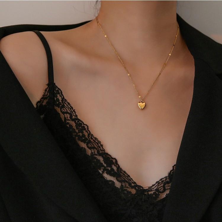 Titanium steel simple love necklace cold wind personality collarbone chain light luxury niche design sense necklace decoration women