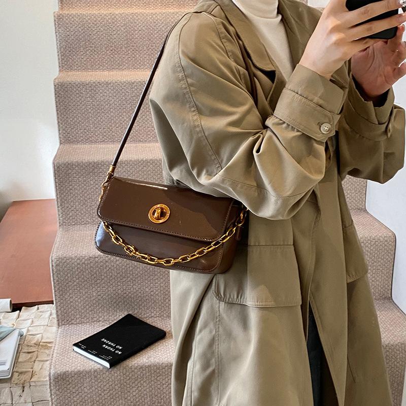 Small square bag women's 2025 new shoulder underarm bag commuter messenger bag factory one piece delivery