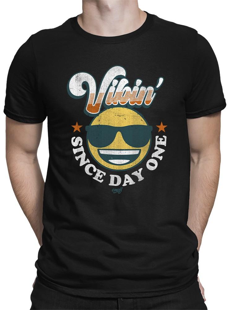 Officially Licensed Emoji Vibin’ Since Day One Retro Smiley Mens T-shirt L