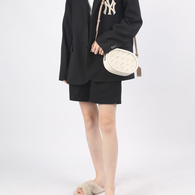 Coach 21 Horse And Carriage Print Coated Canvas And Leather Camera Bag Women Shoulder Bag Cream C4057-IMM6H