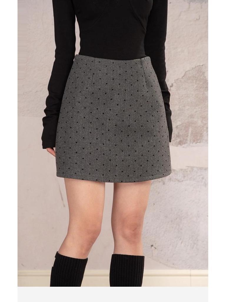 Women's High-Waisted Gray Polka Dot Woolen Half-Skirt - Slimming, Thickened, Petite Fit for Autumn/Winter 2025