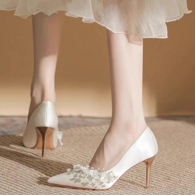 

Sweet Classic Pumps Female Slip on Thin High Heels Pointed Toe Wedding Party Women Shoes Crystal Bling Flower Summer Shoes 40