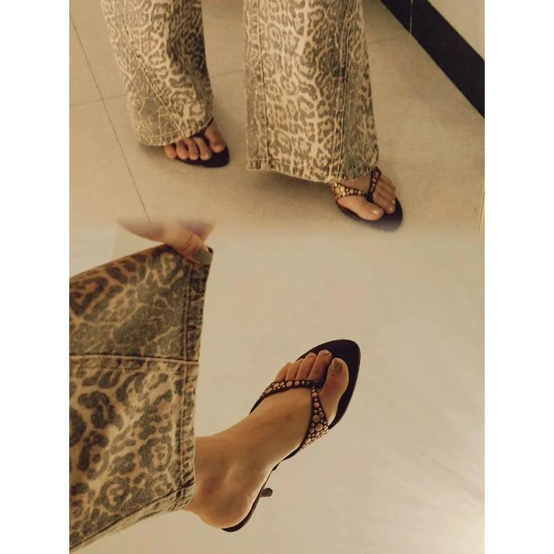 Fashion 2025 High Heels Women's Summer Riveted Flip-flops Sandals Sexy Stiletto Shoes Metal Embellished Beach Seaside