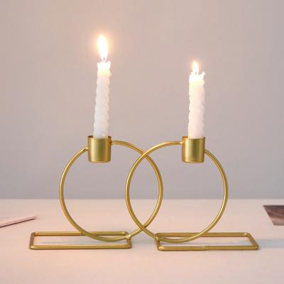 Kerzenständer-OrnamenteRomantische Kerzenlicht-Dinner-Requisiten für Esstische Kerzenbasen