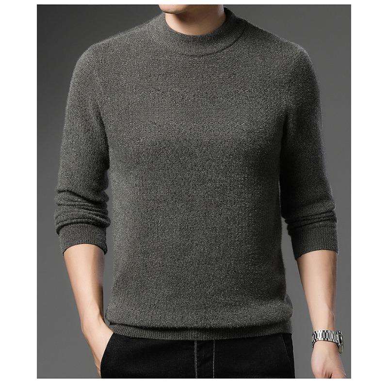 Новый осенне-зимний мужской свитер с длинными рукавами из синели и круглым вырезом — фото 7