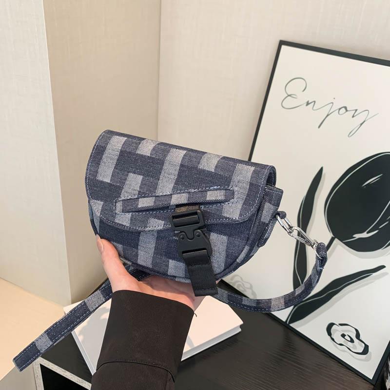 Spring/Summer New American Retro Saddle Bag Crossbody Bag Chest Bag Unisex Denim Fabric Sports