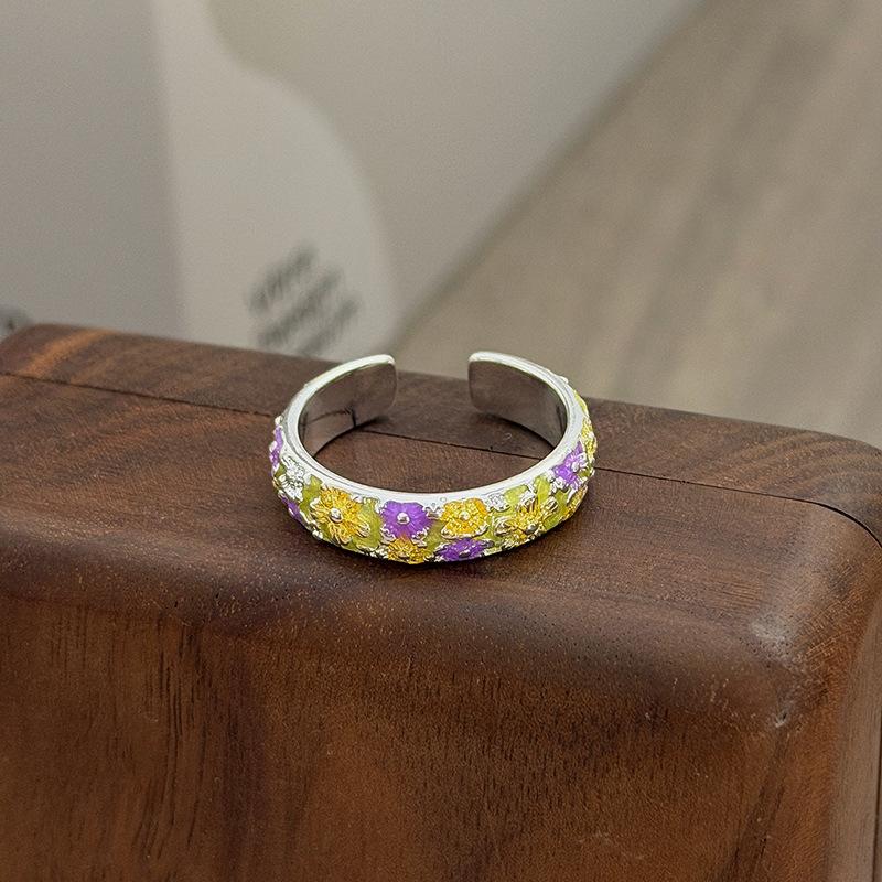 Niche High-End Sweet Sister Country Tide Style Colored Enamel Flower Retro Pattern Open Ring Stacked With Personalized Ring
