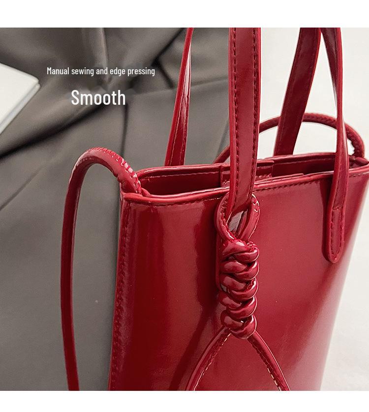 2024 Trendy Solid Color Women's One-Shoulder Crossbody Bag: New Style, Simple and Popular for Commuters