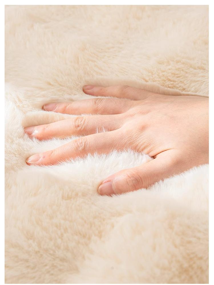 2024 Creme Blase Kunstkaninchenfell Teppich für Wohnzimmer, Sofa, Schlafzimmer, Bettseite, Boden oder Erker