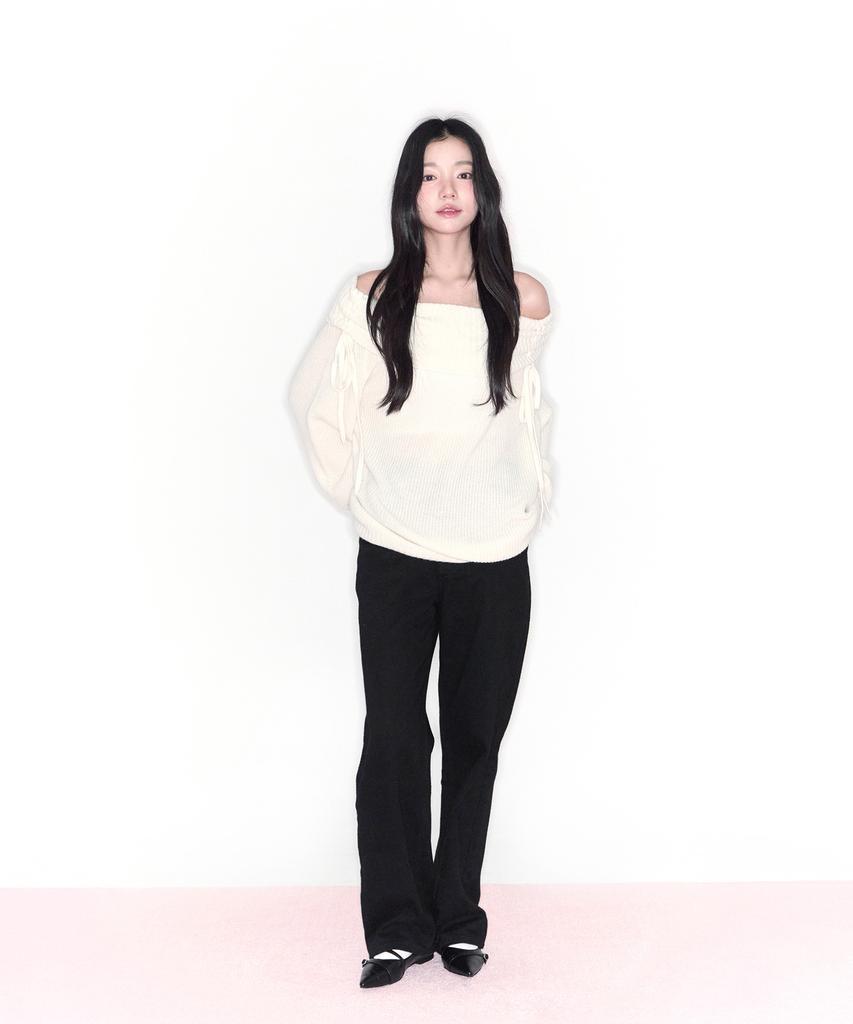 Alkialka Shirring Off-Shoulder Knit (Ivory)