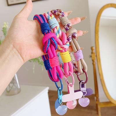 Příslušenství k mobilům – Řemínky na telefony a klíčenky