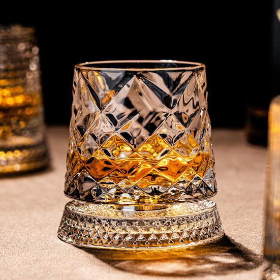 Ποτήρι Κρασιού 360 Μοιρών Περιστρεφόμενο 280ml Περιστρεφόμενο Ποτήρι Ουίσκι με Βάση Χωρίς Μόλυβδο Ποτήρι για Ανακούφιση από το Στρες Και Έγχυση Αρωμάτων Μοναδικό Δώρο για Γενέθλια