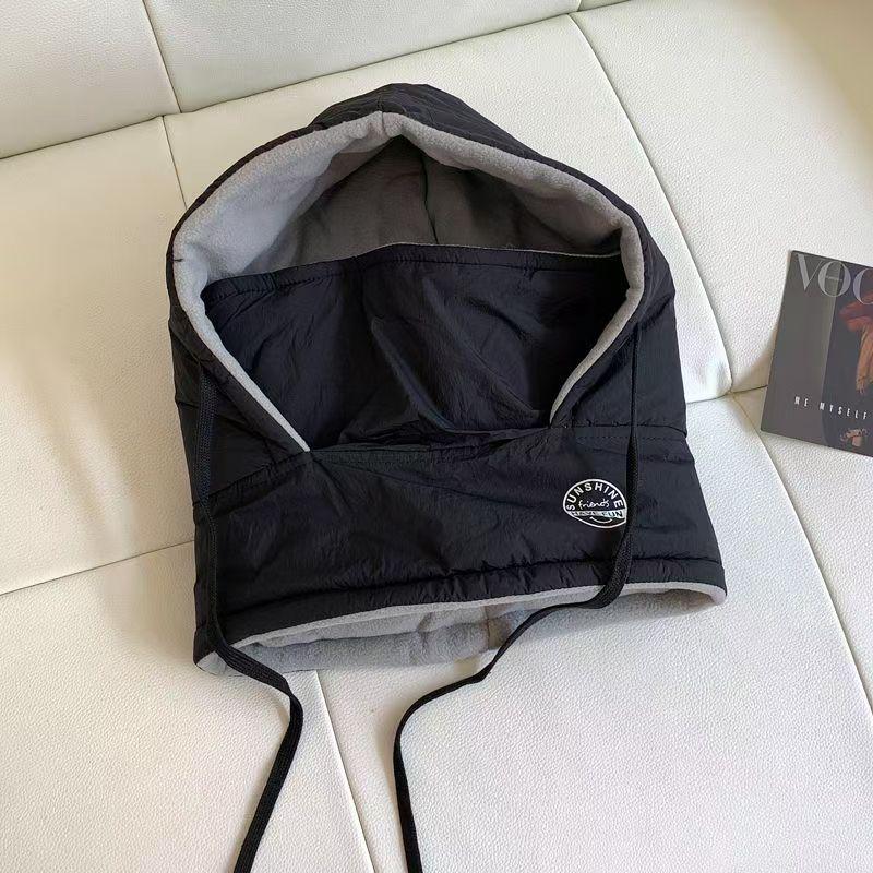 Winter E-Bike Fahren Warme Fleece-gefütterte Mütze: Winddichte, Kältefeste Gesichtsmaske & Nackenwärmer Kapuze.