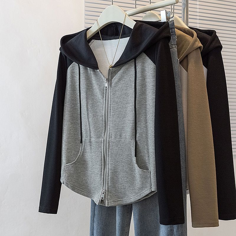 Plus Size Women's Design Sense Hooded Sweater Spring and Autumn Loose Cardigan Jacket Sports Top