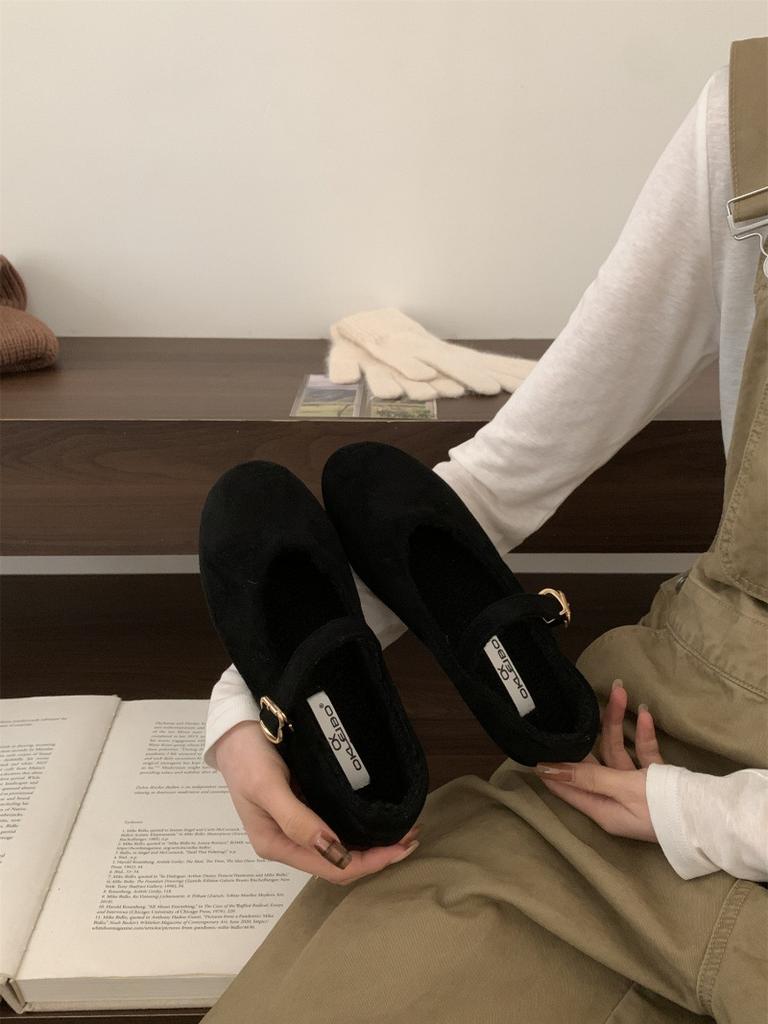 Retro versatile one-word buckle shallow single shoes women's 2025 autumn new round head flat bottom super soft sole grandma shoes leopard print