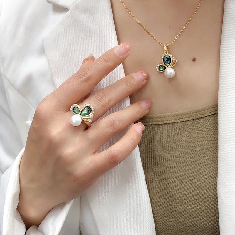 Stylish Women's Natural Freshwater Pearl Pendant, Ring, and Earring Set
