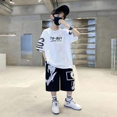 Completo estivo leggero per ragazzi: Elegante Set Due Pezzi T-shirt a Maniche Corte + Pantaloncini per Ragazzi Grandi